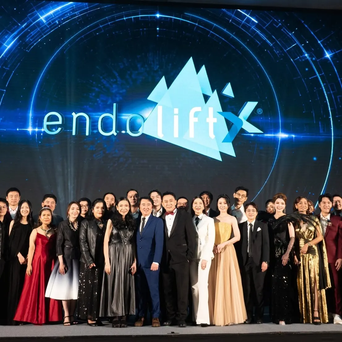 Dr. Yotsawat Laojirakorn and leading medical experts on stage at the Endolift X award ceremony and launch event for Zeniq Holistic